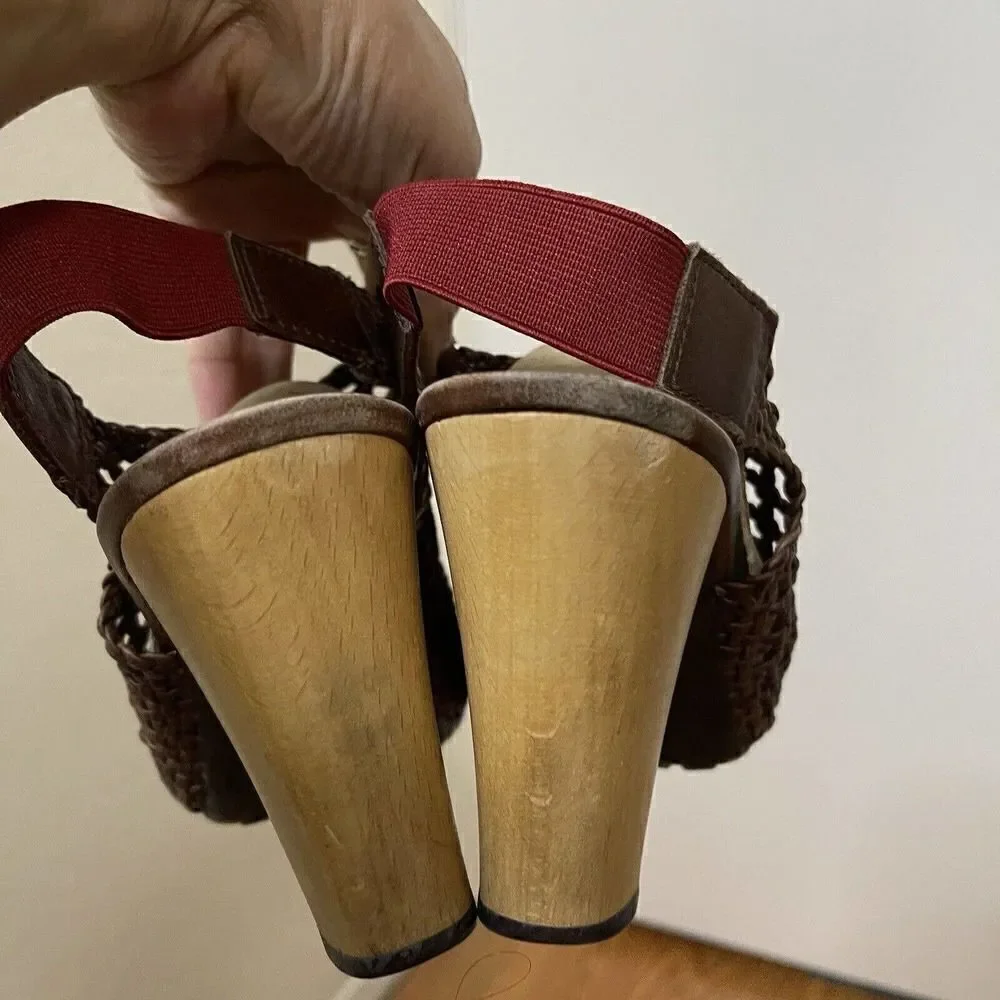 CAMPER Brown woven Peep toe slingback heels size 37 US 7